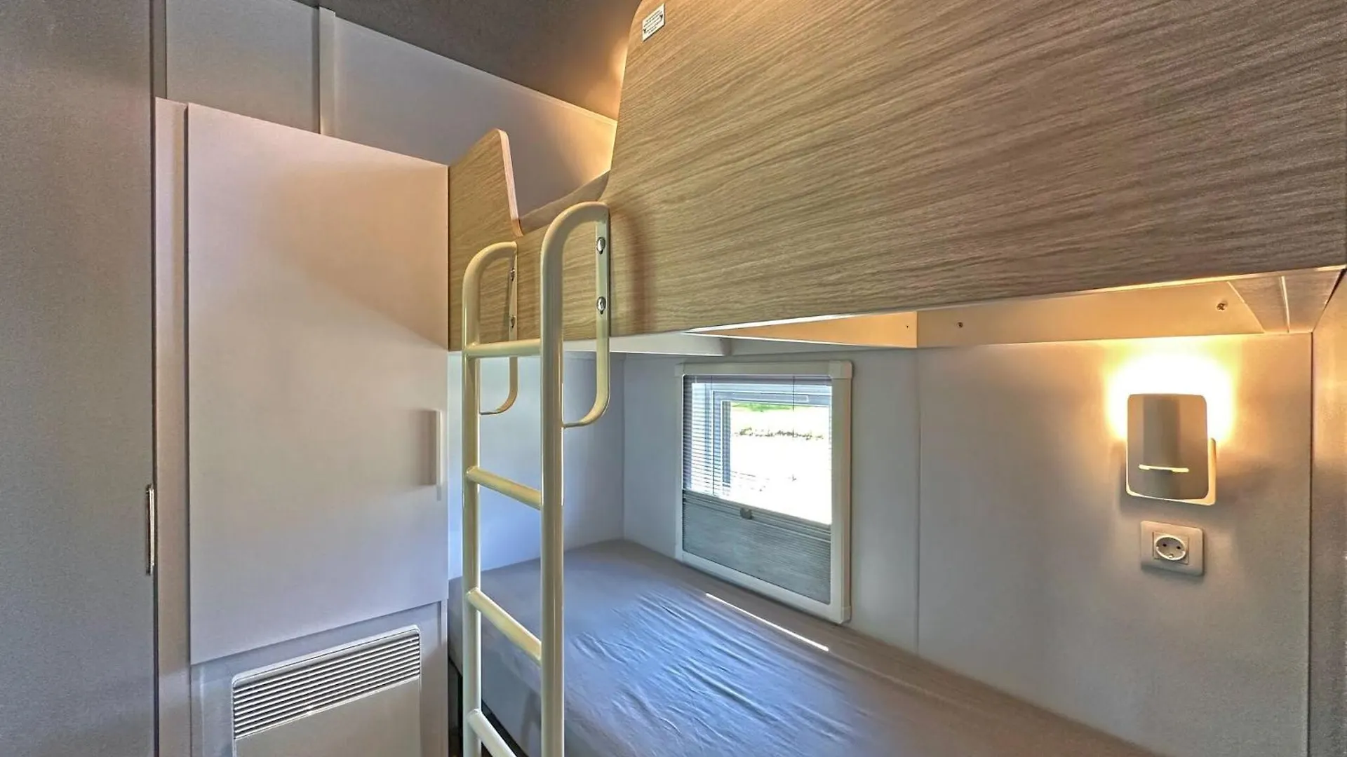 Mobile Home With Lake View Neunburg vorm Wald Niemcy