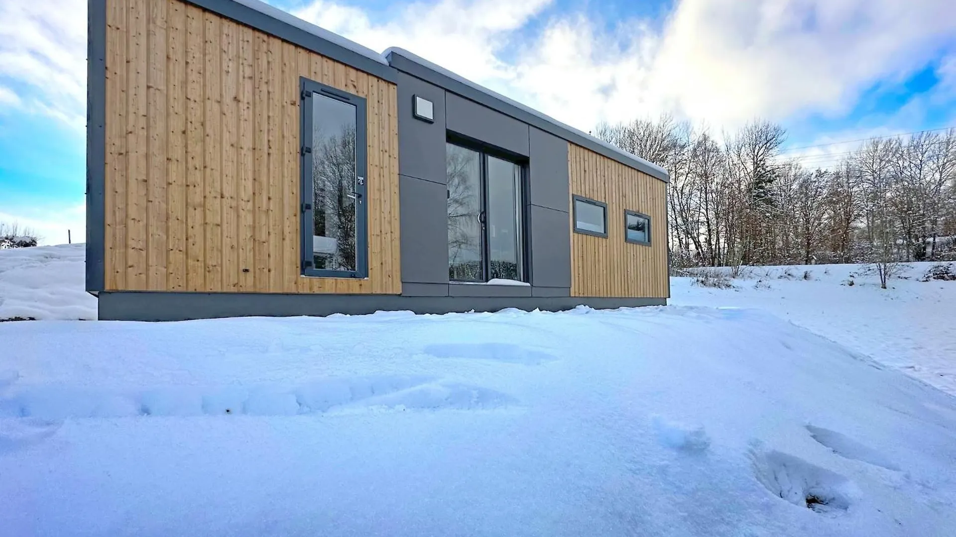 Mobile Home With Lake View Neunburg vorm Wald 0*,